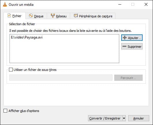 Charger le fichier AVI dans VLC